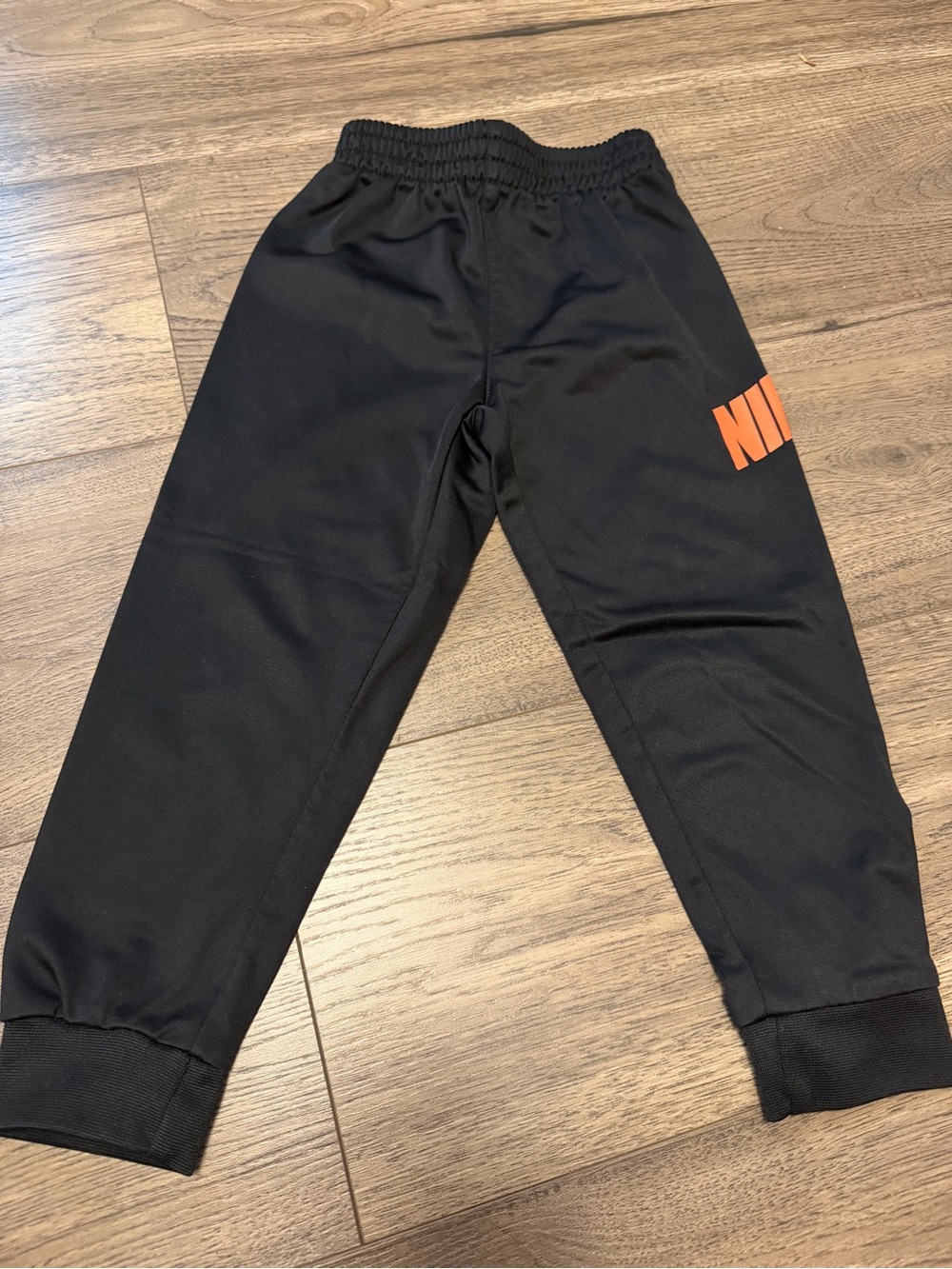 4T(3/4) Nike jogger pants